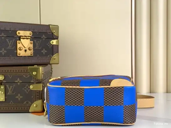 Affordable VUITTON Messenger-24*24*8CM LOUIS Chess 0509